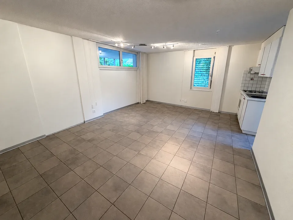 Bel appartement studio à Lyss – idéal pour les déplacements hebdomadaires – photo 2 sur 5