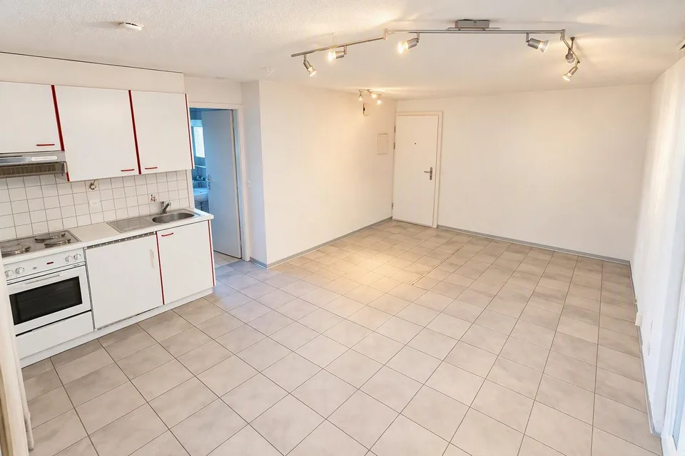 Bel appartement studio à Lyss – idéal pour les déplacements hebdomadaires – photo 3 sur 5