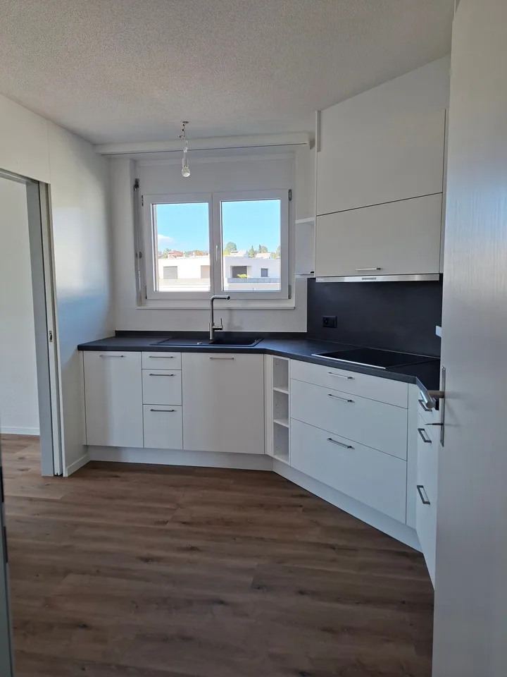 Moderne und frisch sanierte 3.5-Zimmerwohnung – Foto 4 von 10