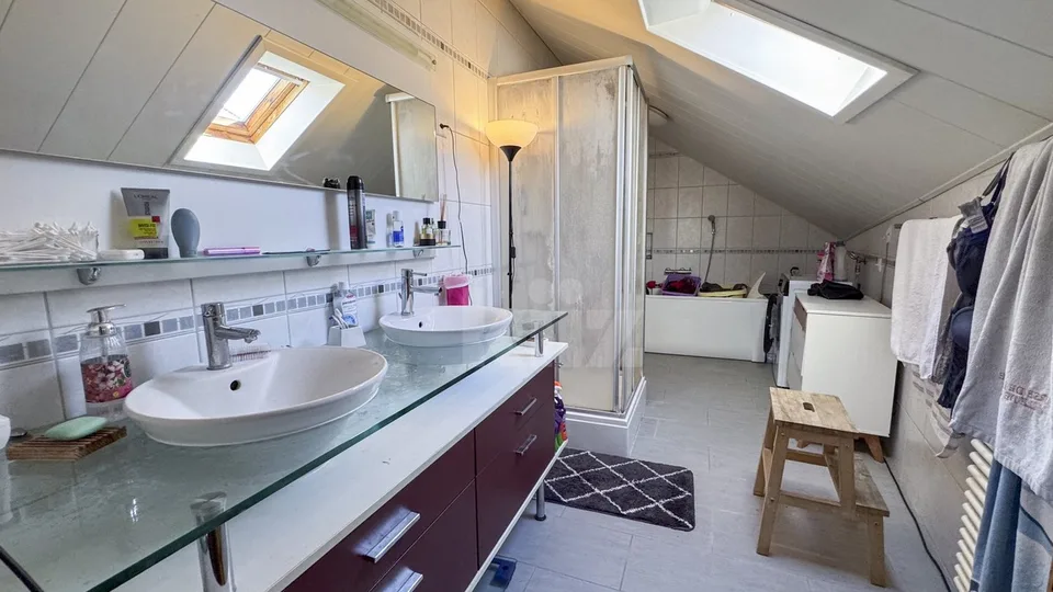 Casa incantevole di due appartamenti – foto 8 di 13