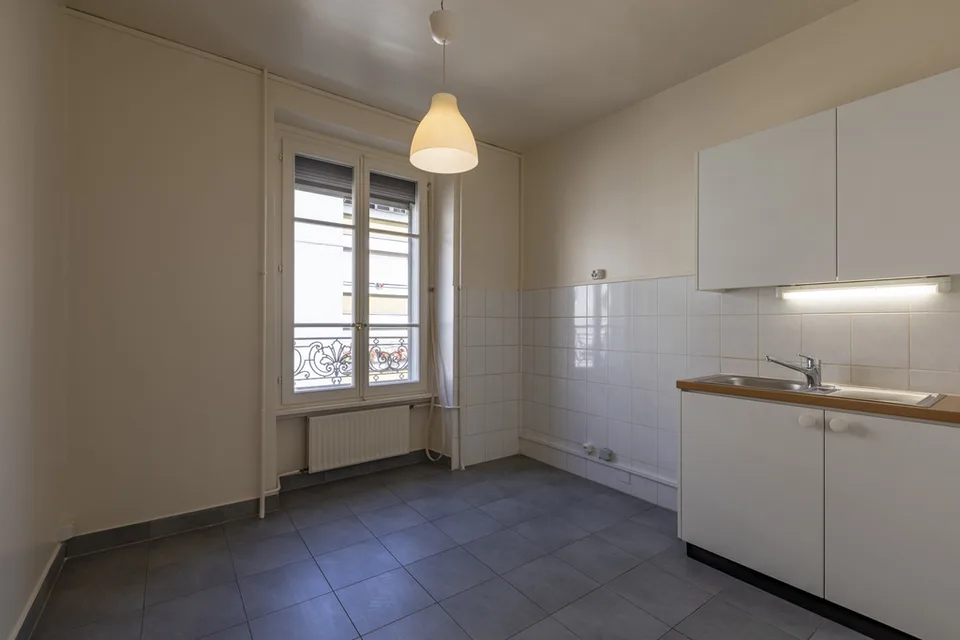 Au coeur du quartier des Pâquis, proche lac et gare – photo 3 sur 6