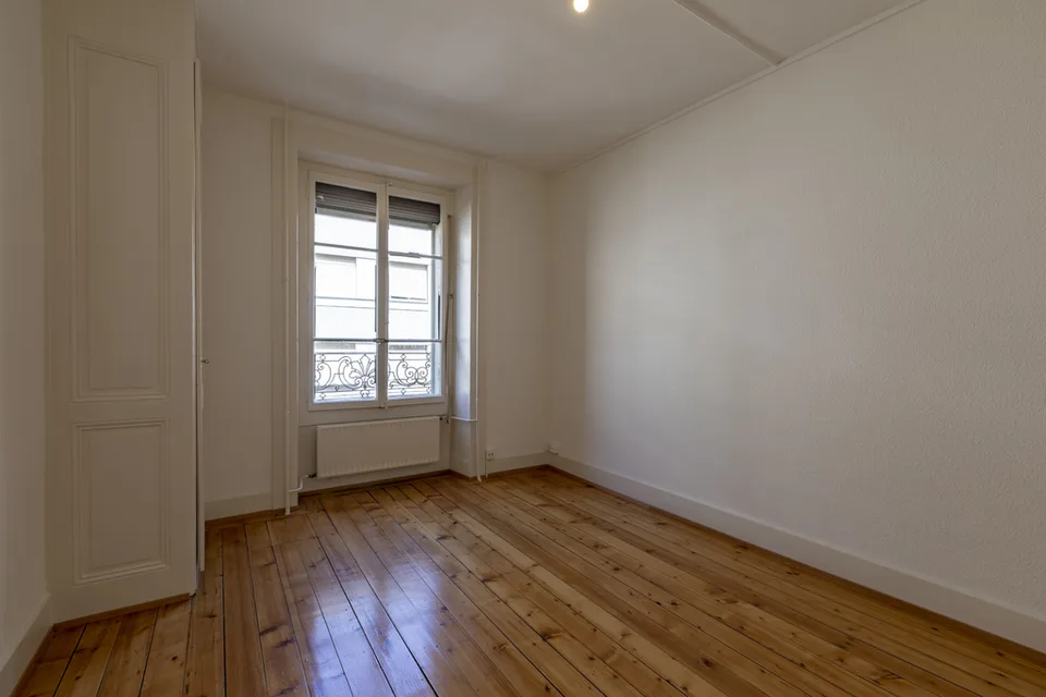 Au coeur du quartier des Pâquis, proche lac et gare – photo 2 sur 6