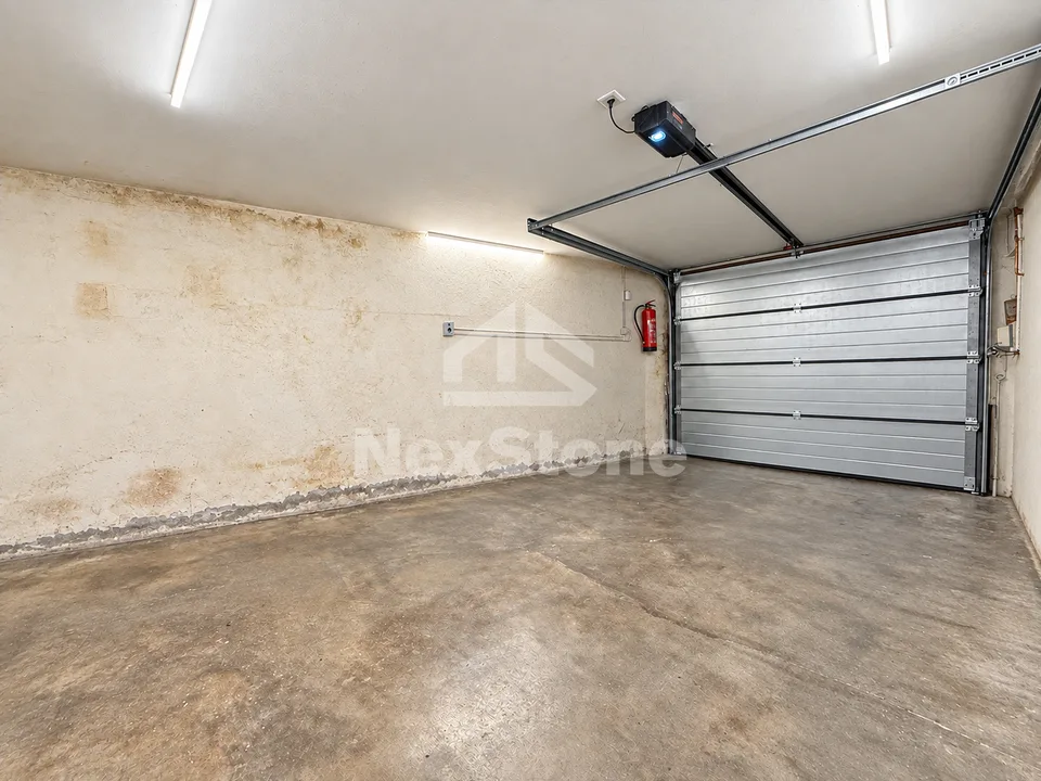 Locale commerciale di 105 m² con vetrina vicino alla stazione – foto 10 di 11