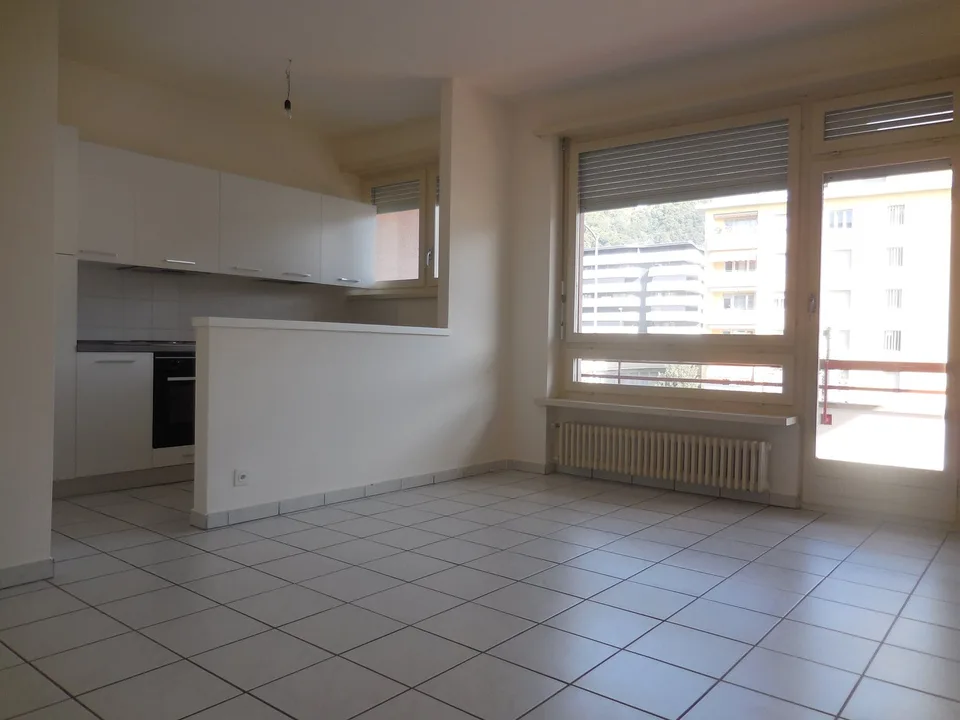 Wohnung mit 4.5 Zimmern – Foto 3 von 8
