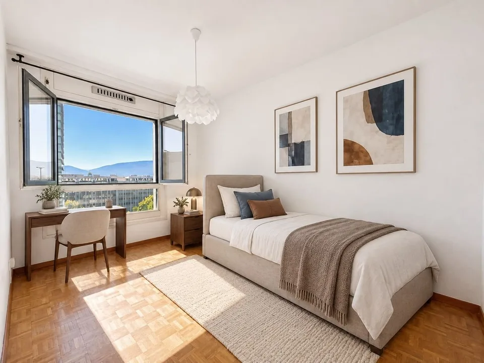 Ampio appartamento di 4 camere a Petit Sacconex – foto 11 di 13