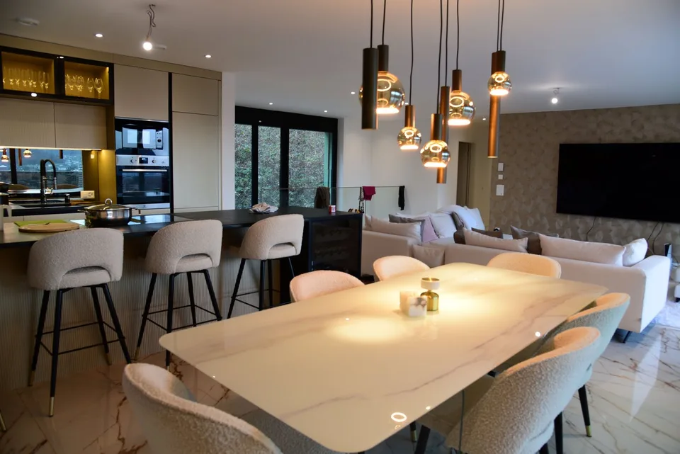 Camera in un appartamento condiviso con terrazza & whirlpool – Brugg – foto 7 di 22
