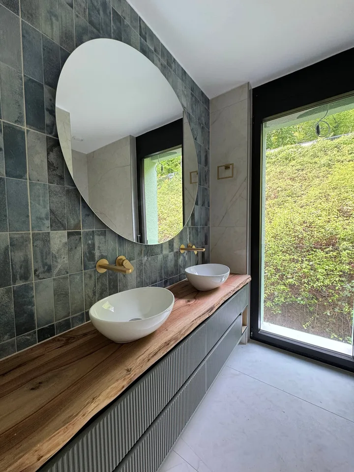 Camera in un appartamento condiviso con terrazza & whirlpool – Brugg – foto 16 di 22