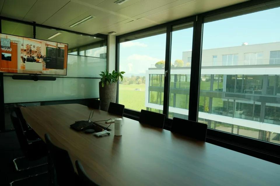 Hochwertig ausgebaute Büroflächen im Wirtschaftsraum Zug – Foto 7 von 13