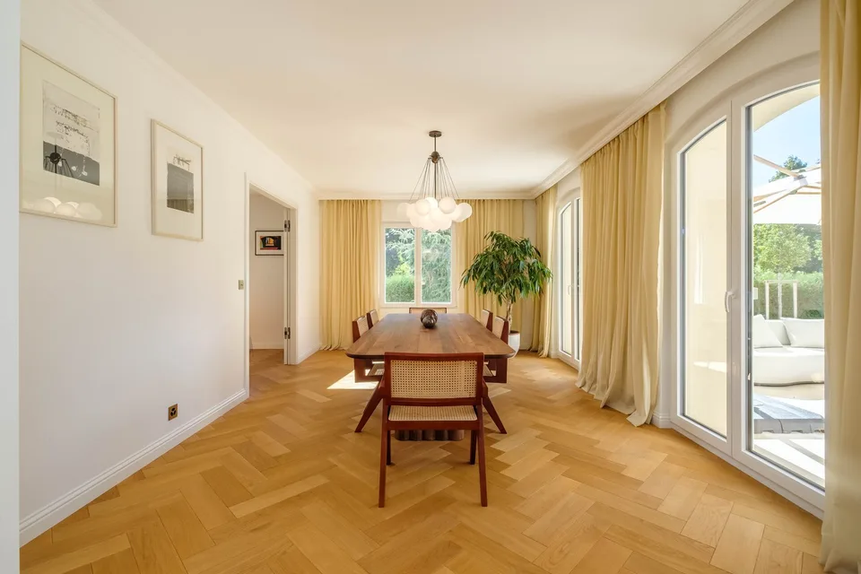 Co-esclusività – Cologny, villa ristrutturata 362 m², piscina, senza vista sul vicino – foto 7 di 15