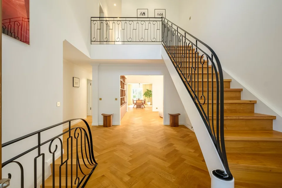 Co-esclusività – Cologny, villa ristrutturata 362 m², piscina, senza vista sul vicino – foto 4 di 15