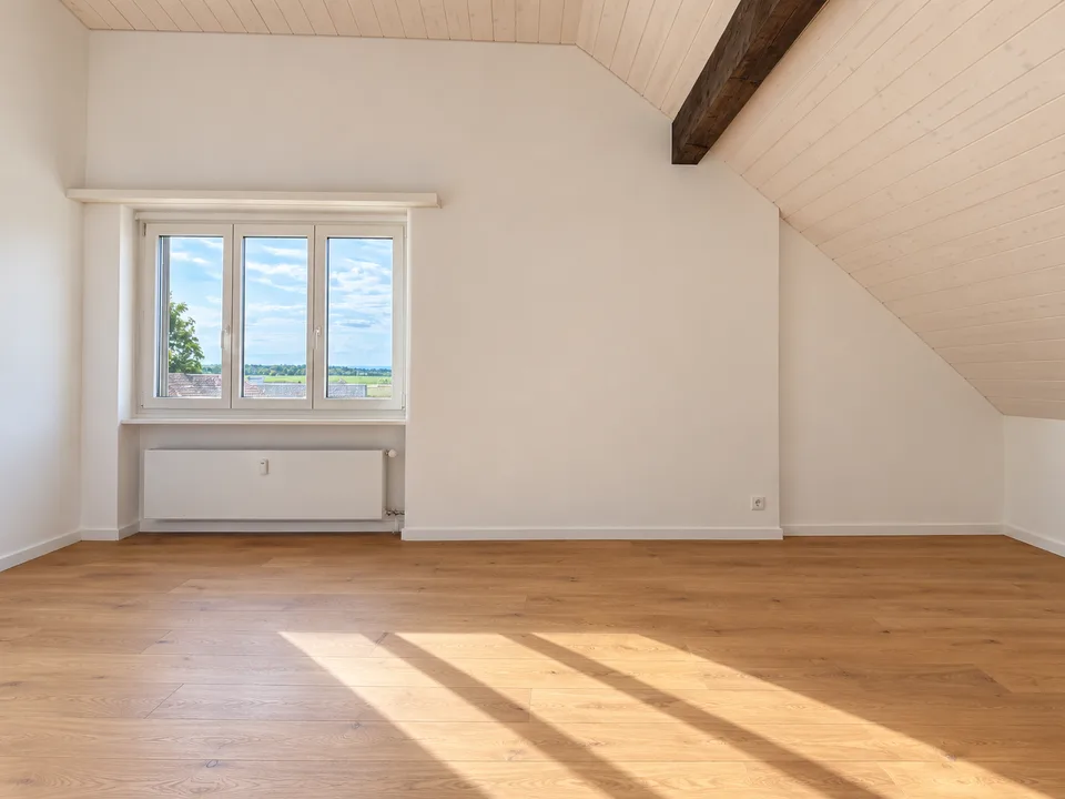 Frisch renovierte 3.5 Zimmer Wohnung an ruhiger und zentraler Lage in Ersigen zu vermieten – Foto 5 von 8