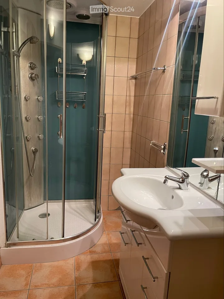 Wohnung 3,5 Zimmer zur Miete in Bex – Foto 2 von 5