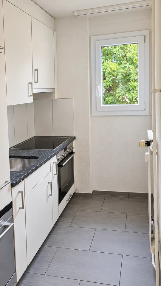 Charmante 2.5-Zimmer-Wohnung mit Balkon in Ipsach – Foto 2 von 8
