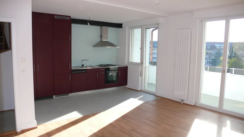 Maisonette attraente di 6,5 locali nel popolare quartiere di Iselin – foto 2 di 4