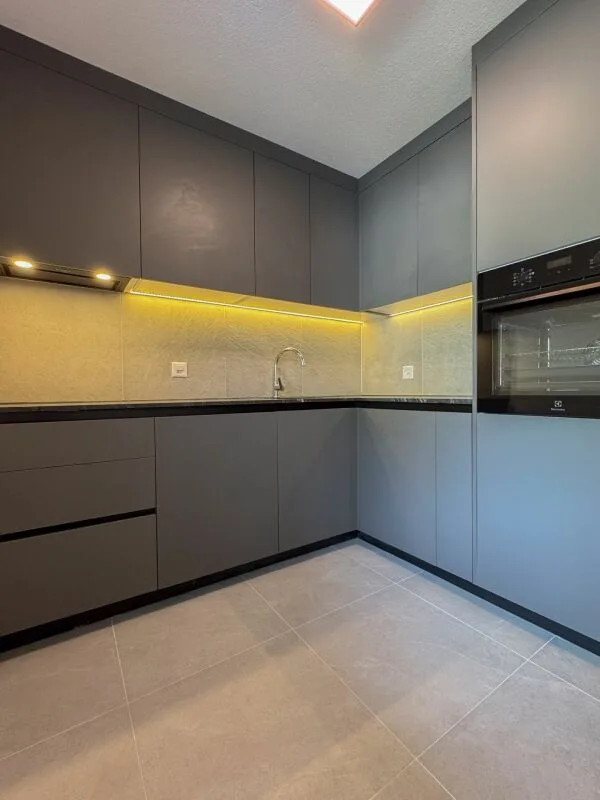 Appartement 3.5 pièces avec grand balcon et vue panoramique – photo 3 sur 8