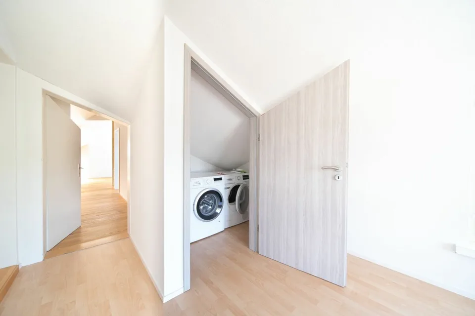 Exclusive maisonette apartment with loft and spa area – photo 17 of 27