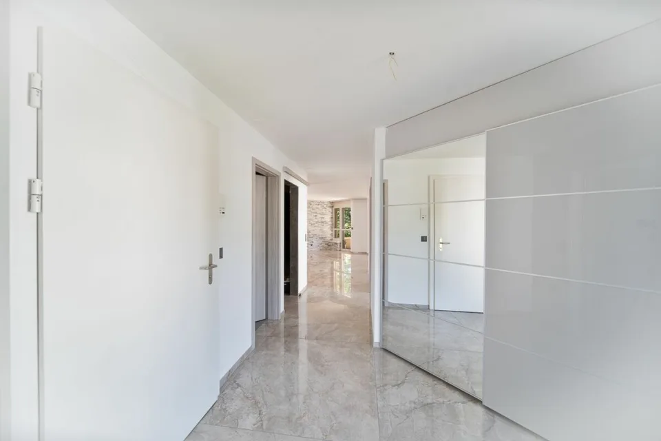 Exclusive maisonette apartment with loft and spa area – photo 11 of 27