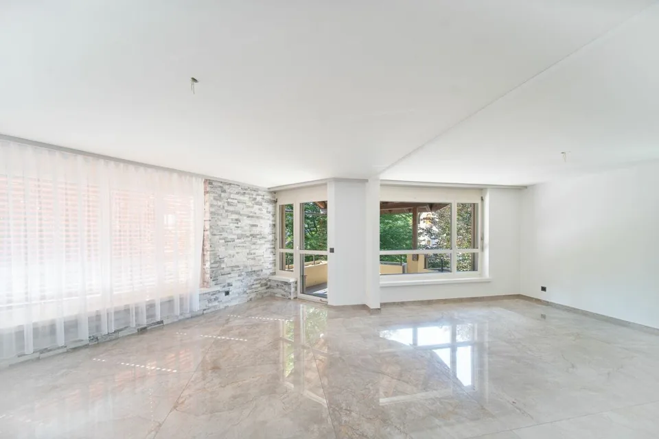 Exclusive maisonette apartment with loft and spa area – photo 8 of 27