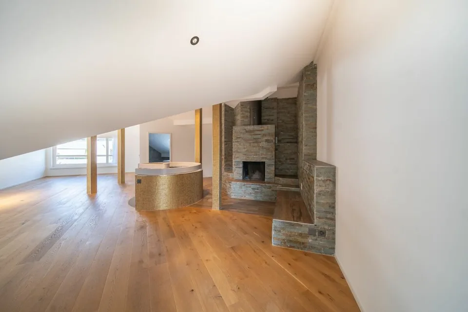 Exclusive maisonette apartment with loft and spa area – photo 23 of 27