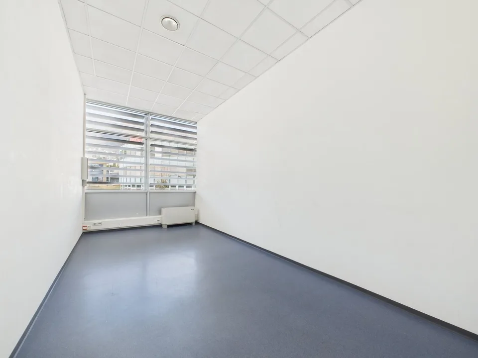 Große Gewerbeflächen von ca. 205 m² – Foto 4 von 7