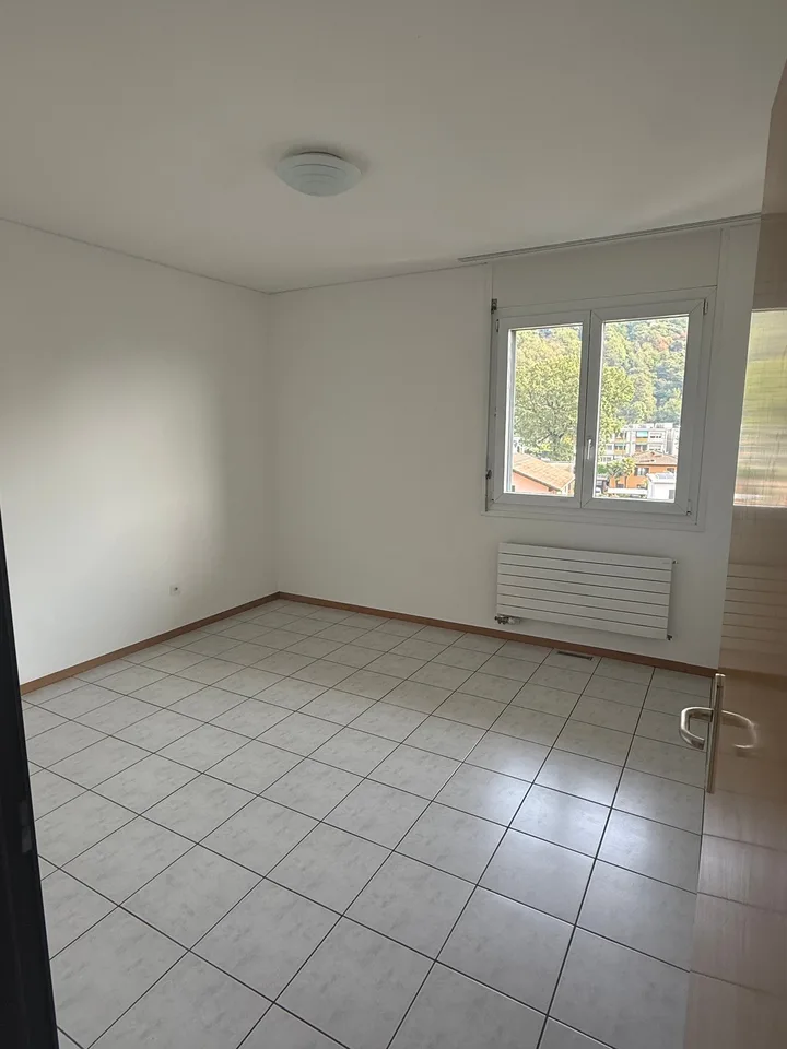 LAMONE - 4.5-ZIMMER-WOHNUNG ZU VERMIETEN – Foto 6 von 10
