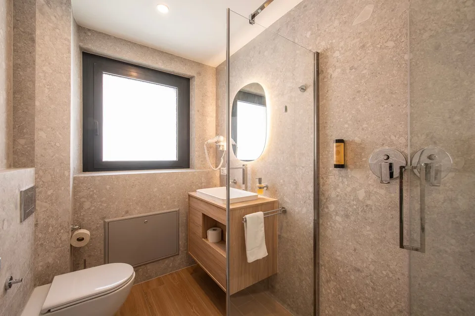 Flexibles Mietangebot ab 1 Monat - Möblierte 3,5-Zimmer-Wohnung mit Balkon und atemberaubendem Blick in Lugano – Foto 8 von 18