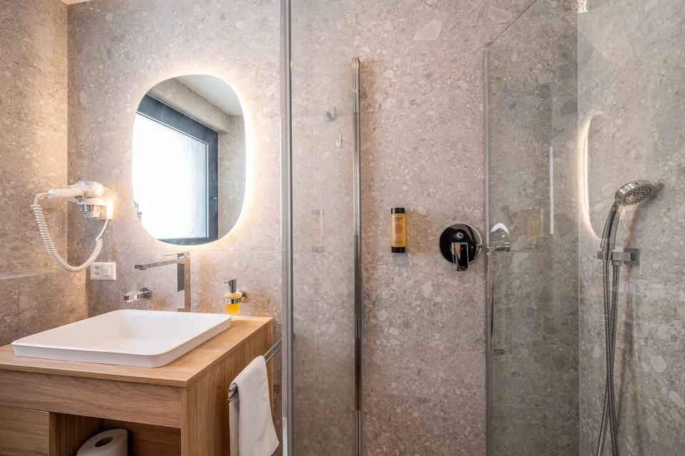 Flexibles Mietangebot ab 1 Monat - Möblierte 3,5-Zimmer-Wohnung mit Balkon und atemberaubendem Blick in Lugano – Foto 12 von 18