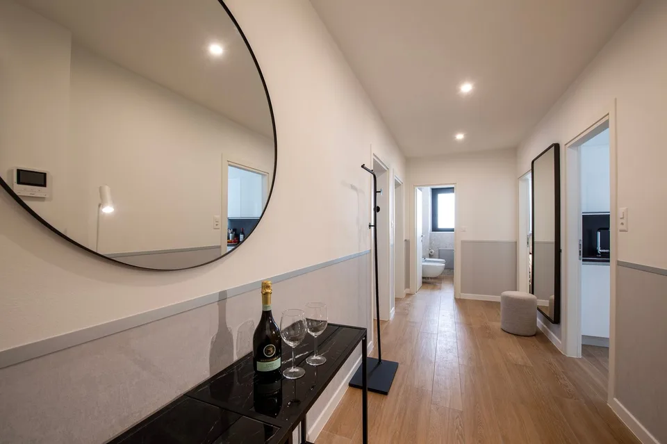 Flexibles Mietangebot ab 1 Monat - Möblierte 3,5-Zimmer-Wohnung mit Balkon und atemberaubendem Blick in Lugano – Foto 15 von 18