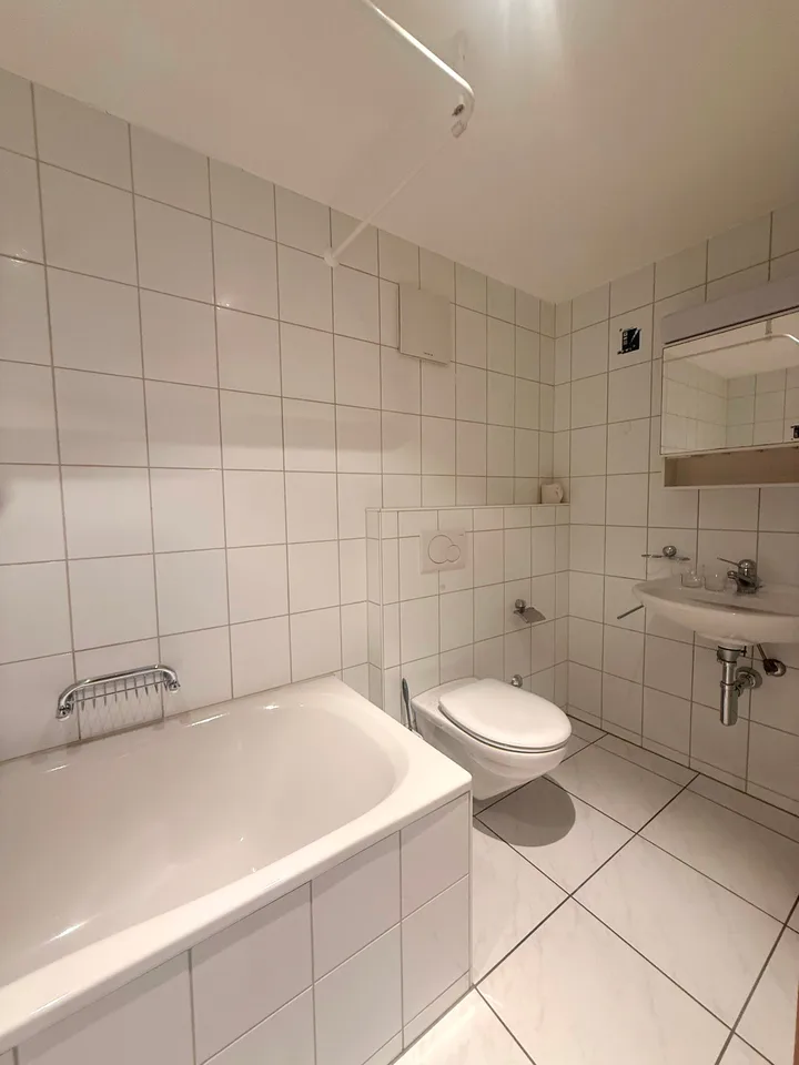Moderne Altbau 5 1/2 Maisonette Wohnung in ehemaligen Bauernhaus – Foto 7 von 17