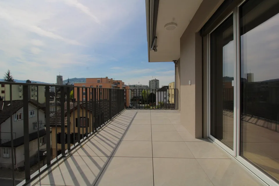 Moderne 3.5-Zimmer-Wohnung mit grosszügigem Balkon in Niederuzwil – Foto 9 von 14