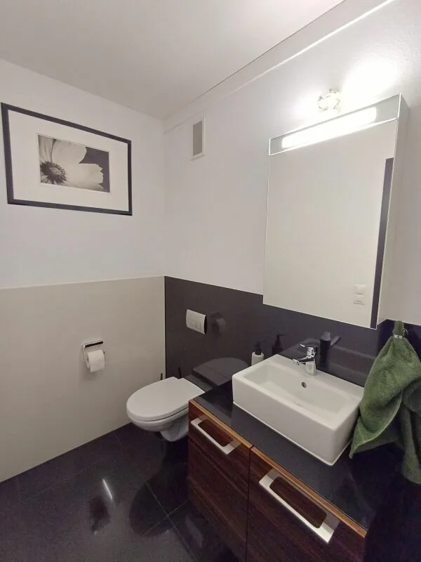 Grosszügige 4.5-Zimmer-Attikawohnung im Zentrum von Wolhusen – Foto 5 von 8