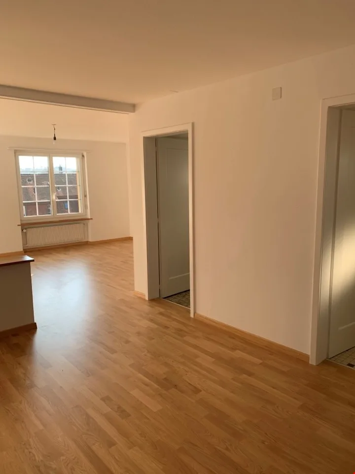 Wohnen im Stedtli Nidau grosszügige und helle 1.5 -Zimmerwohnung – Foto 5 von 9