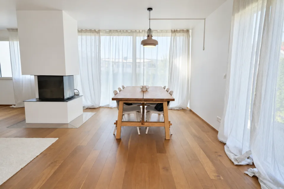 Maison unifamiliale de 6,5 pièces avec jardin, cheminée et panorama montagnard – photo 4 sur 12