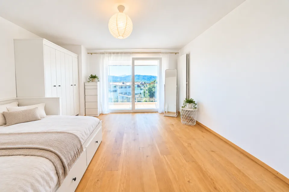 Maison unifamiliale de 6,5 pièces avec jardin, cheminée et panorama montagnard – photo 6 sur 12