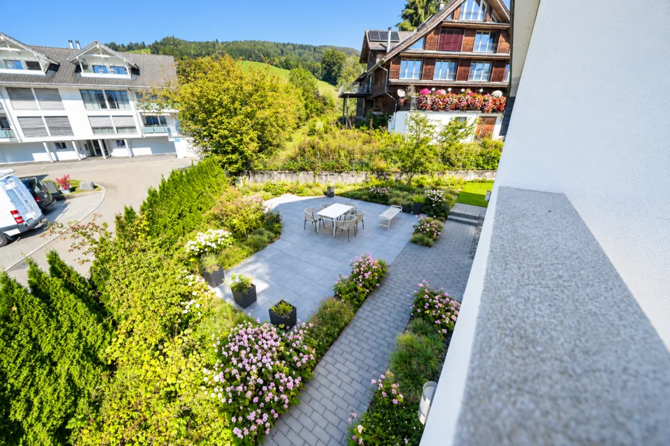 Maison unifamiliale de 6,5 pièces avec jardin, cheminée et panorama montagnard – photo 12 sur 12