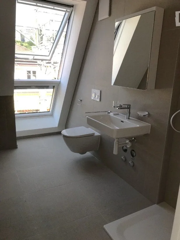 Helles und modernes Studio mit Balkon in Lausanne – Foto 5 von 5