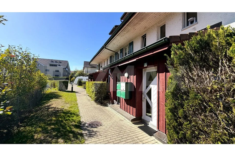 More space for life, attractive 4.5-room garden apartment and office/hobby room in Hochfelden – photo 3 of 6