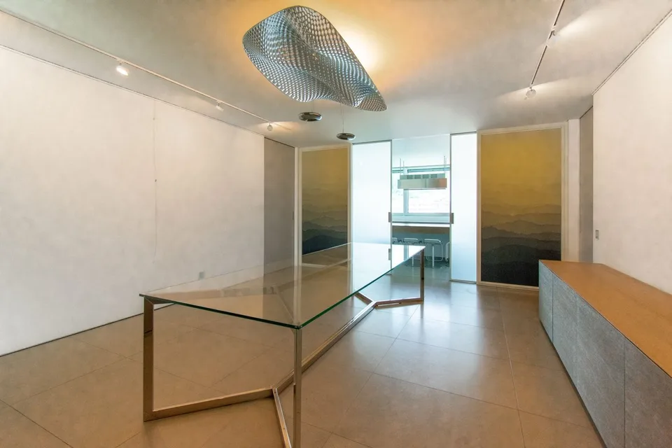 LUXURY APARTMENT WITH BREATHTAKING LAKE VIEW – Foto 3 von 13