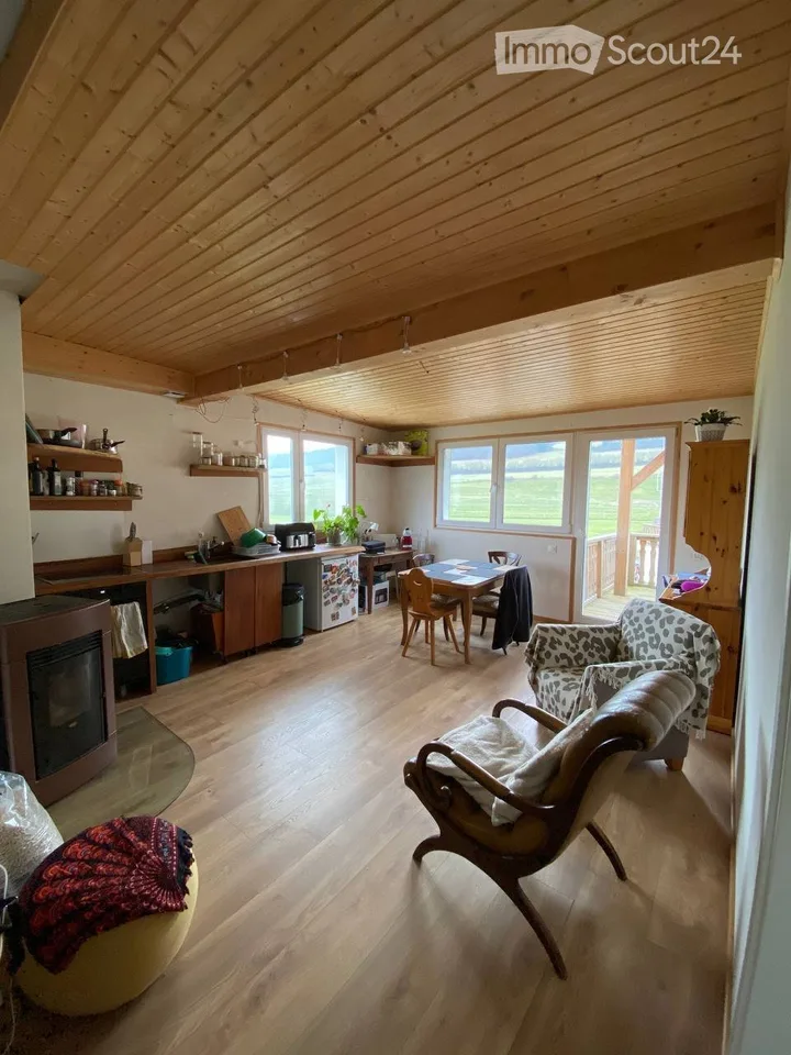 Schönes 3-Zimmer-Apartment mit Balkon und Kräutergarten in Cheiry – Foto 2 von 5