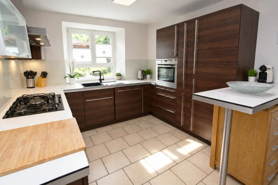6.5 Zimmer Einfamilienhaus in Lausen – Foto 2 von 15