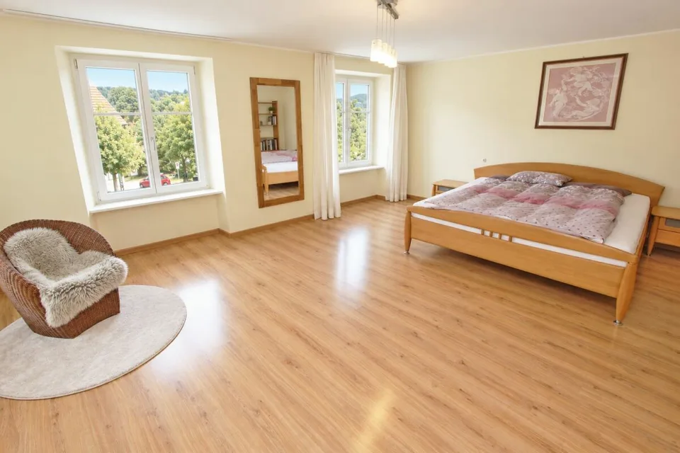 6.5 Zimmer Einfamilienhaus in Lausen – Foto 4 von 15