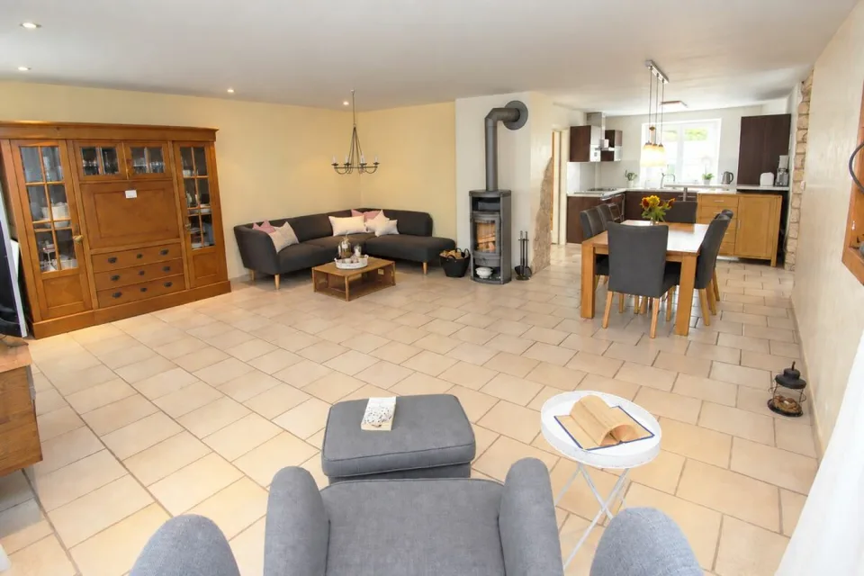6.5 Zimmer Einfamilienhaus in Lausen – Foto 3 von 15