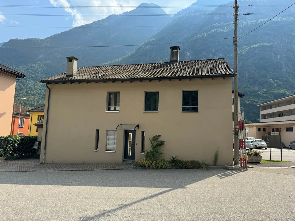Immeuble à revenu à Bodio – photo 10 sur 12