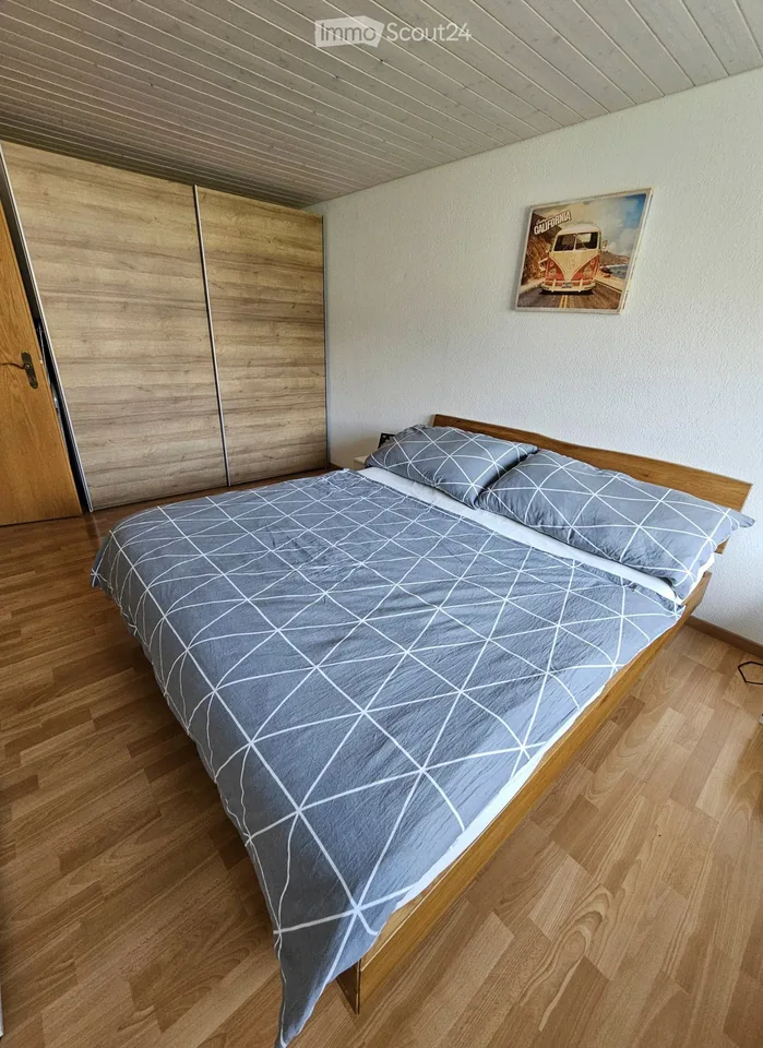 Appartamento in proprietà di 3 camere con area di seduta, posto auto, soffitta e cantina – foto 10 di 18