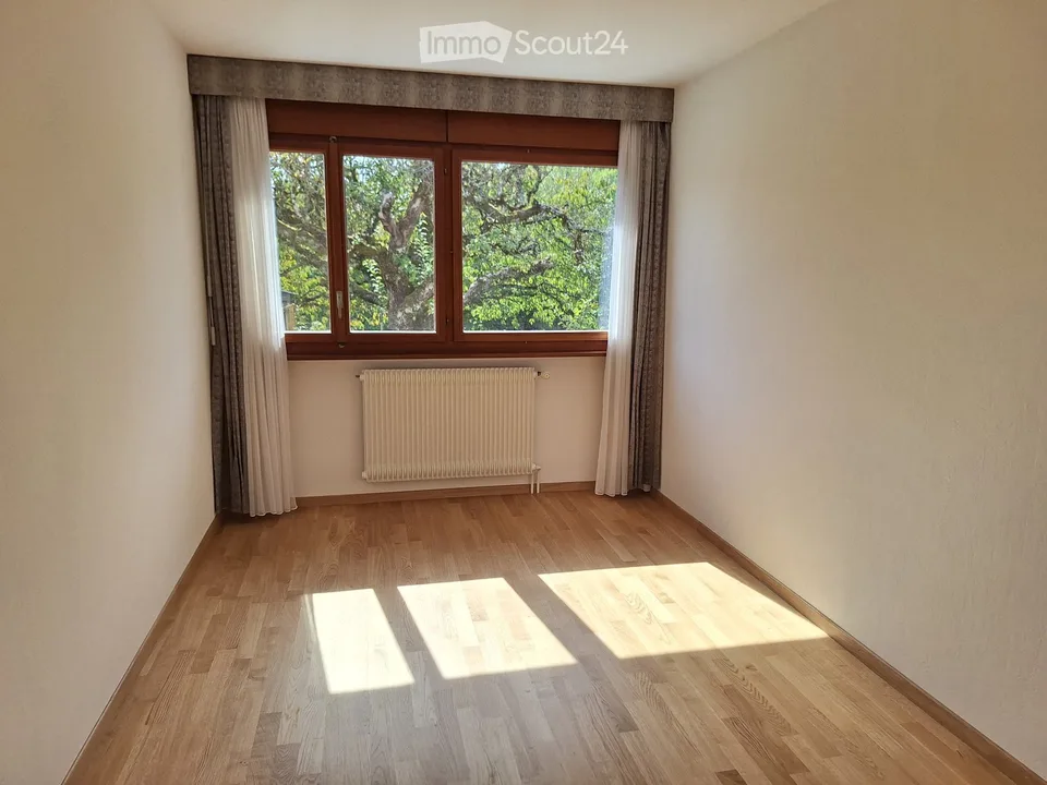 Individual villa with 5 rooms and garden - Meyrin – photo 8 of 15