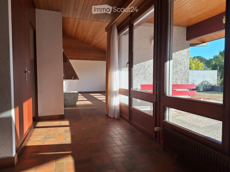 Individual villa with 5 rooms and garden - Meyrin – photo 3 of 15