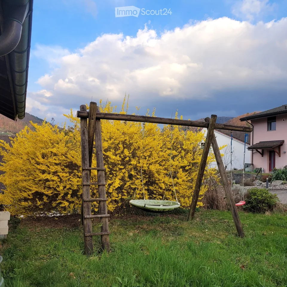 Detached 6-room single-family house in Oberdorf BL – photo 9 of 9