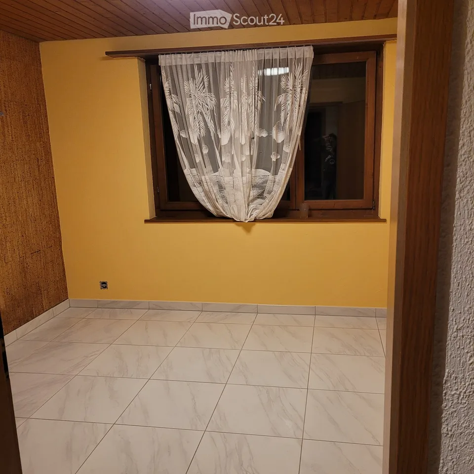 Detached 6-room single-family house in Oberdorf BL – photo 8 of 9
