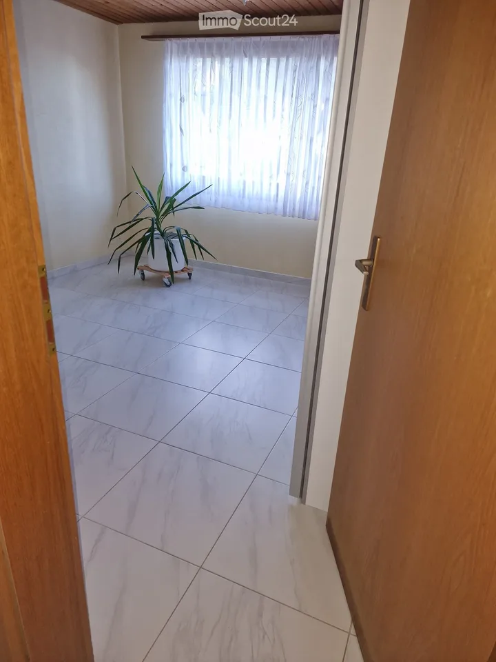 Detached 6-room single-family house in Oberdorf BL – photo 7 of 9