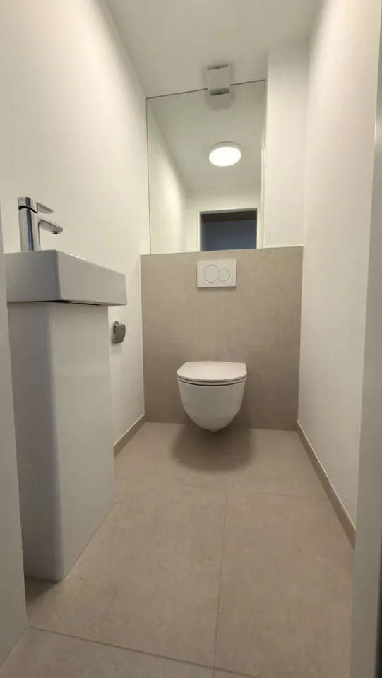 Elegante Maisonette-Dachwohnung mit Aussicht und Smart Home – Foto 8 von 13